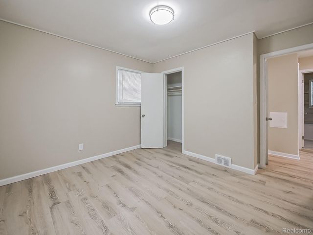 20553 Vaughan Street, Detroit, MI 48219