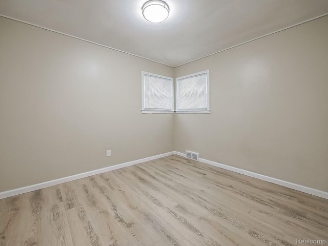 20553 Vaughan Street, Detroit, MI 48219