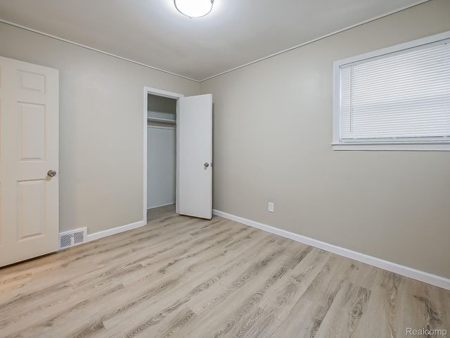 20553 Vaughan Street, Detroit, MI 48219