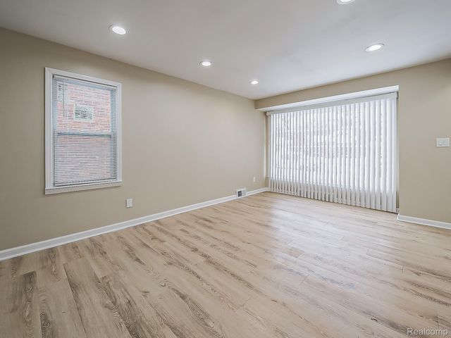 20553 Vaughan Street, Detroit, MI 48219