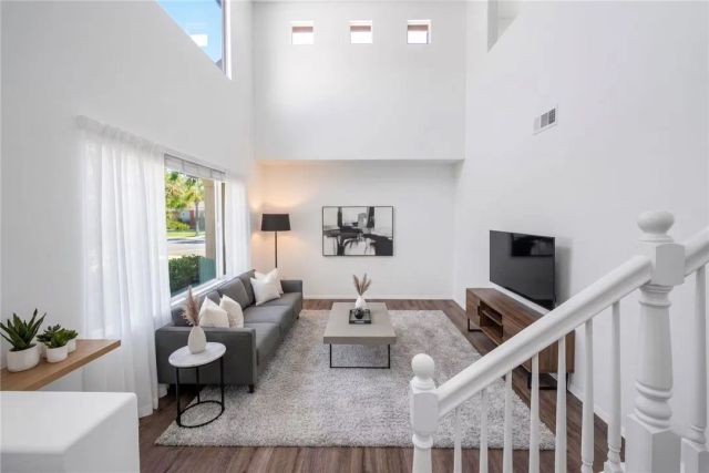 34111 San Sebastian, Murrieta, CA 92563