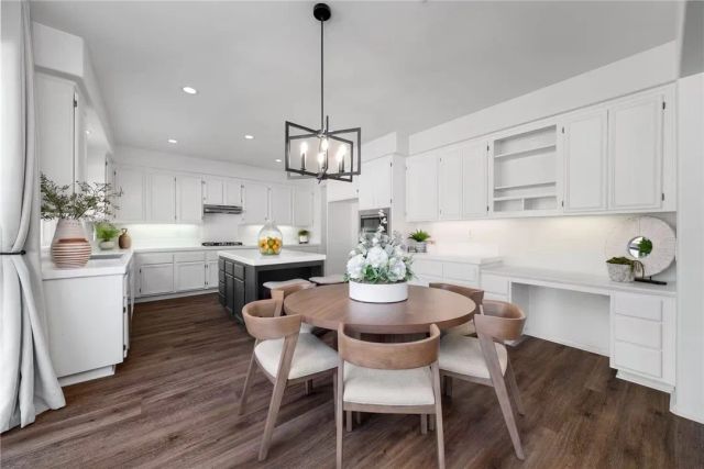 34111 San Sebastian, Murrieta, CA 92563