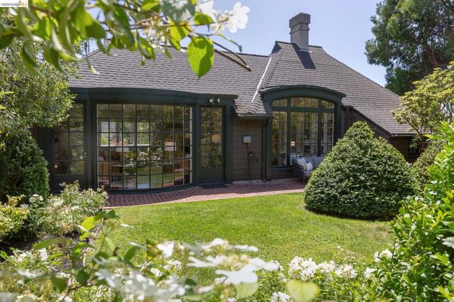 575 Blair Ave., Piedmont, CA 94611