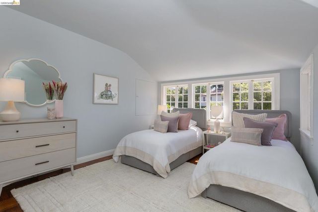 575 Blair Ave., Piedmont, CA 94611
