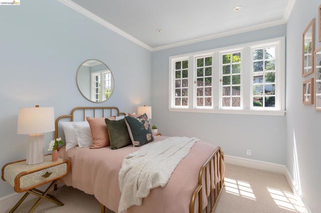 575 Blair Ave., Piedmont, CA 94611