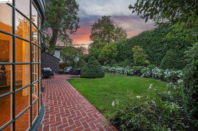 575 Blair Ave., Piedmont, CA 94611