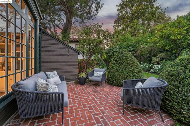 575 Blair Ave., Piedmont, CA 94611