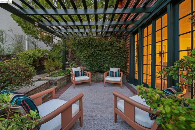 575 Blair Ave., Piedmont, CA 94611