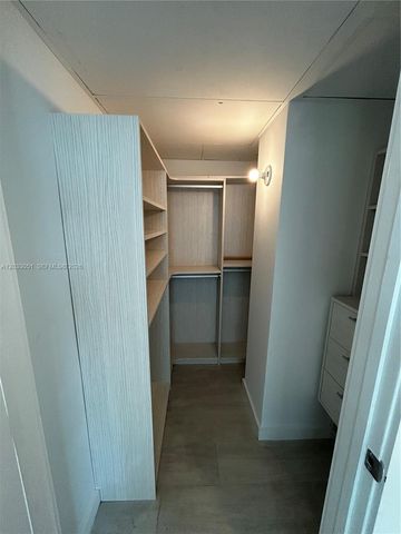 650 NE 32nd Street 1608, Miami, FL 33137