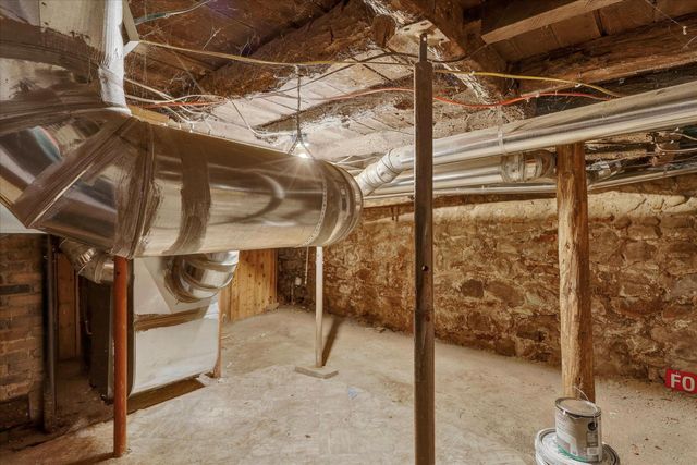 620 E Green Street, Marshall, MI 49068