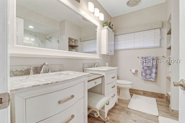 3 Shelter Cove Ln Apt 7461, Hilton Head Island, SC 29928