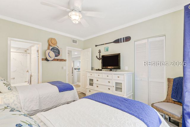 3 Shelter Cove Ln Apt 7461, Hilton Head Island, SC 29928