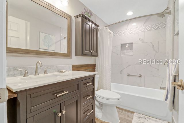 3 Shelter Cove Ln Apt 7461, Hilton Head Island, SC 29928