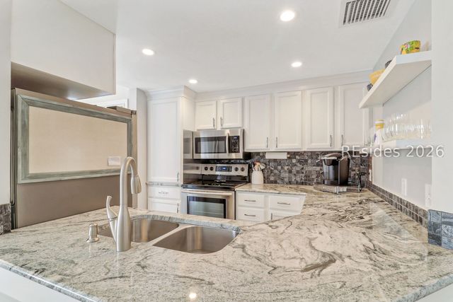 3 Shelter Cove Ln Apt 7461, Hilton Head Island, SC 29928