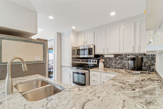 3 Shelter Cove Ln Apt 7461, Hilton Head Island, SC 29928