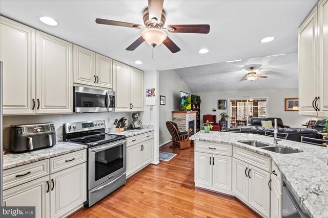 142 YORKTOWN BLVD, Locust Grove, VA 22508