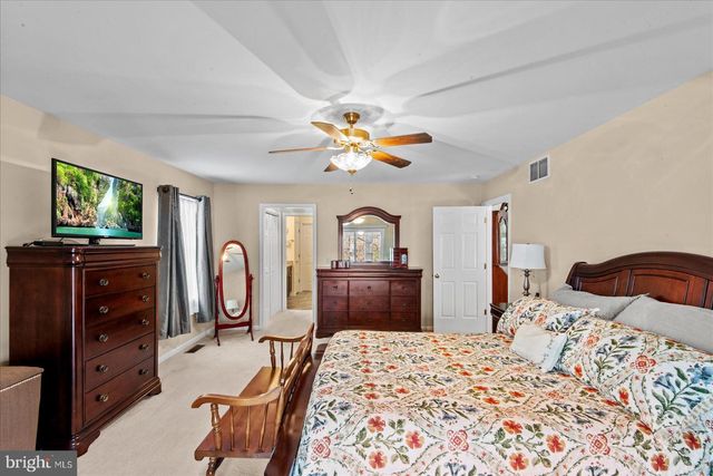 142 YORKTOWN BLVD, Locust Grove, VA 22508