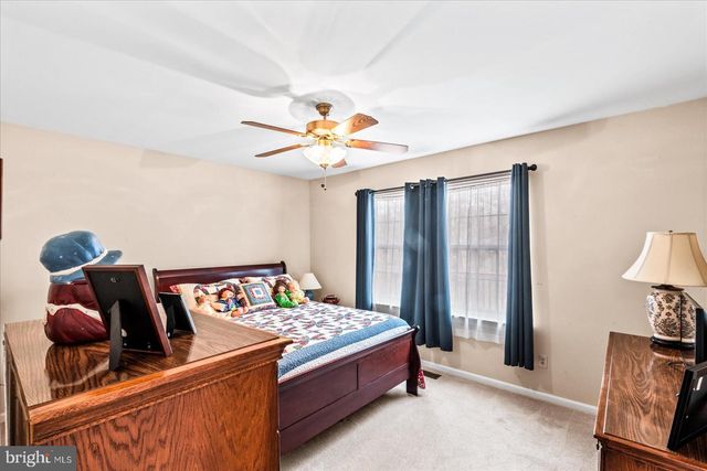 142 YORKTOWN BLVD, Locust Grove, VA 22508