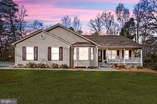 142 YORKTOWN BLVD, Locust Grove, VA 22508