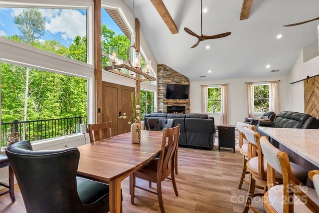 143 Burnside Trail, Hendersonville, NC 28792