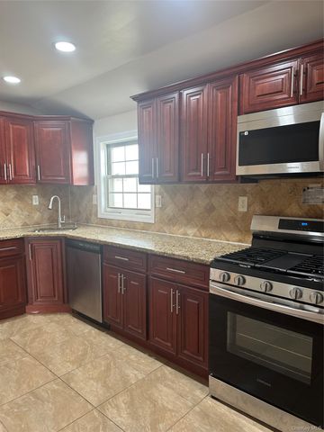 225-10 146th Avenue, Springfield Gardens, NY 11413