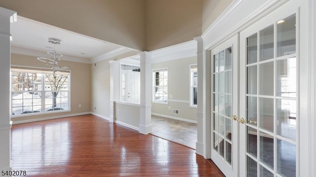 675 Post Ln, Franklin Twp., NJ 08873