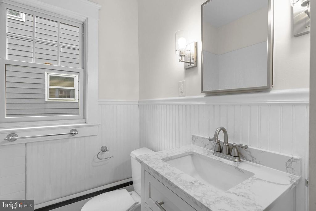 Image 23 of property listing at 9120 GLENRIDGE RD, Silver Spring, MD 20910