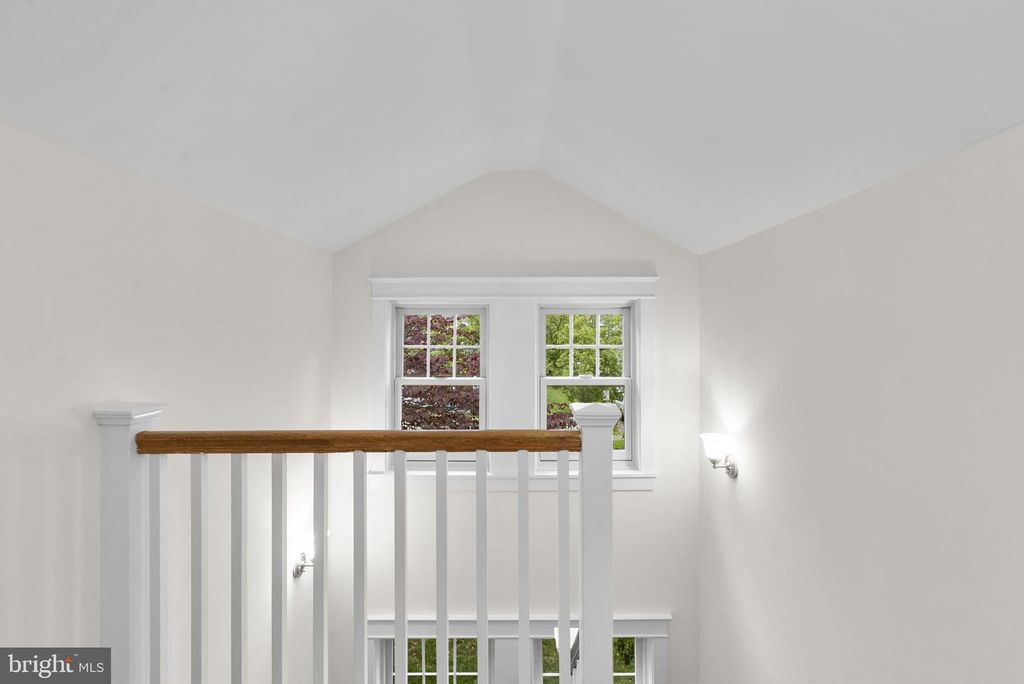 Image 28 of property listing at 9120 GLENRIDGE RD, Silver Spring, MD 20910