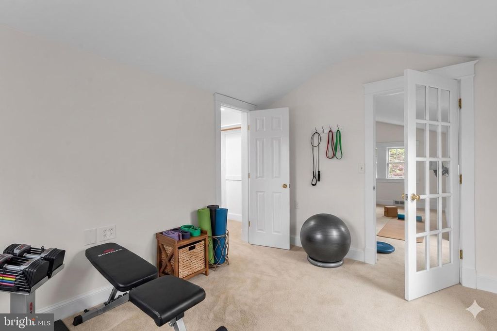 Image 35 of property listing at 9120 GLENRIDGE RD, Silver Spring, MD 20910