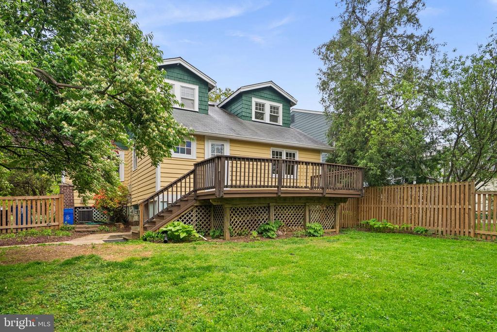 Image 51 of property listing at 9120 GLENRIDGE RD, Silver Spring, MD 20910