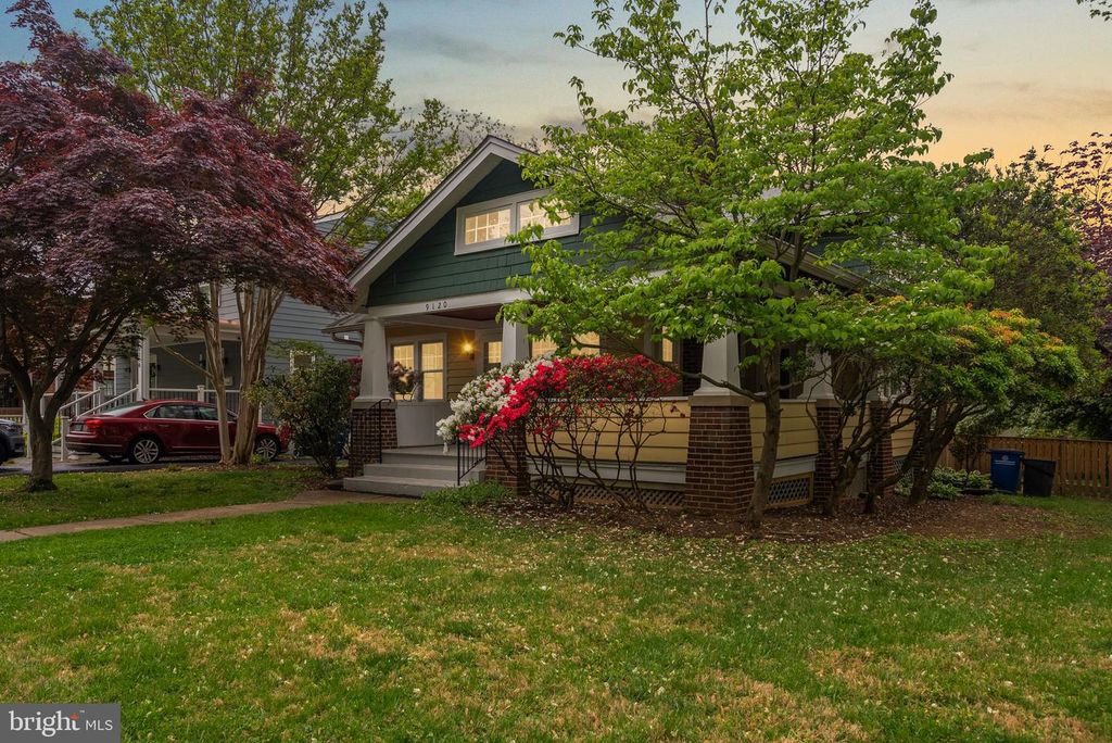 Image 53 of property listing at 9120 GLENRIDGE RD, Silver Spring, MD 20910