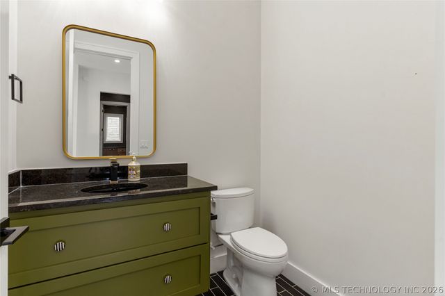 1029 E 38th Place, Tulsa, OK 74105