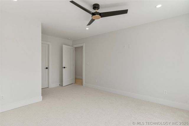 1029 E 38th Place, Tulsa, OK 74105