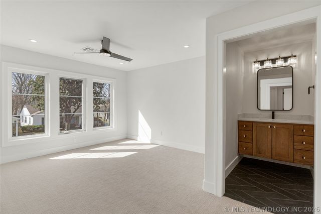1029 E 38th Place, Tulsa, OK 74105