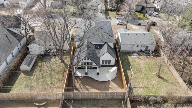1029 E 38th Place, Tulsa, OK 74105