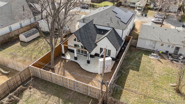1029 E 38th Place, Tulsa, OK 74105