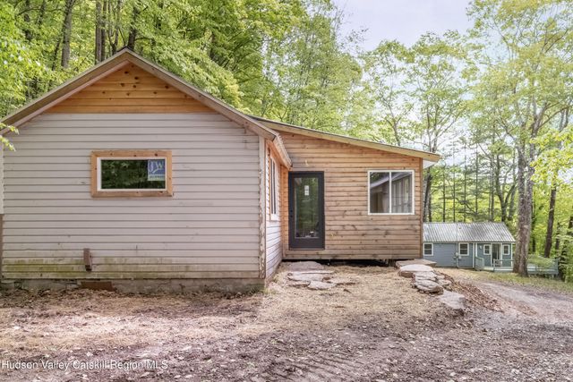 2712 Silver Lake Road, Hancock, NY 13783