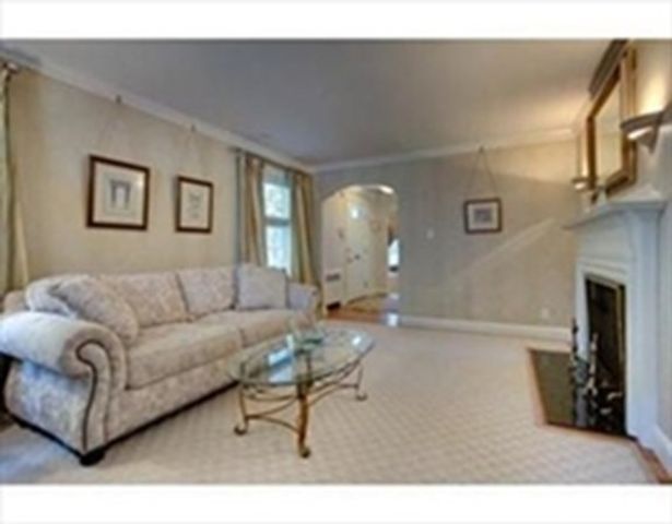 98 George Street 98, Arlington, MA 02476
