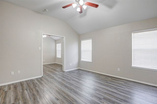3900 Summerhill Lane, Fort Worth, TX 76244