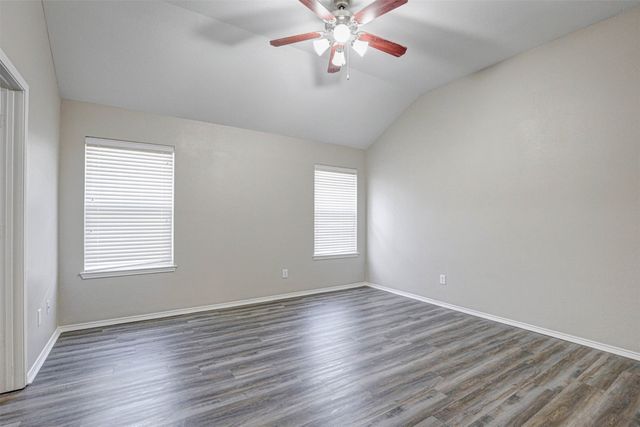 3900 Summerhill Lane, Fort Worth, TX 76244