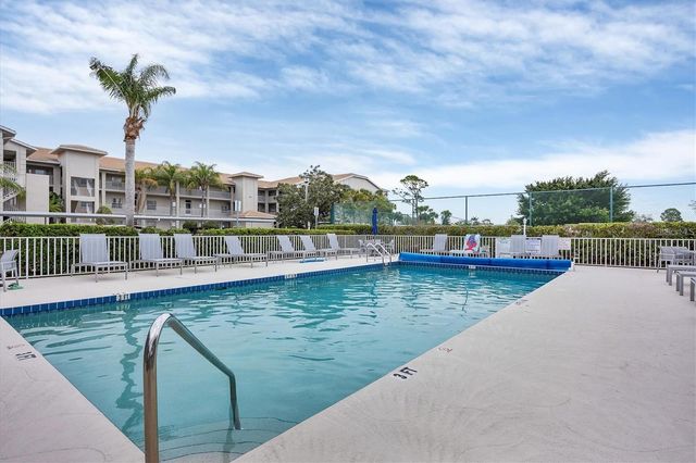 9620 CLUB SOUTH CIRCLE 5101, Sarasota, FL 34238