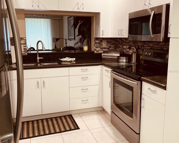 9620 CLUB SOUTH CIRCLE 5101, Sarasota, FL 34238