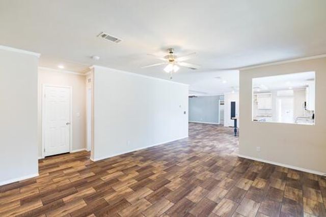 248 Wilbarger Creek DR, Elgin, TX 78621