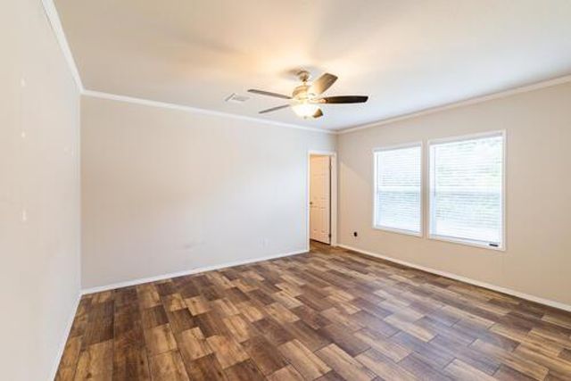 248 Wilbarger Creek DR, Elgin, TX 78621