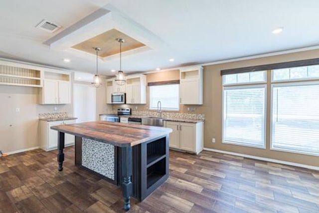 248 Wilbarger Creek DR, Elgin, TX 78621