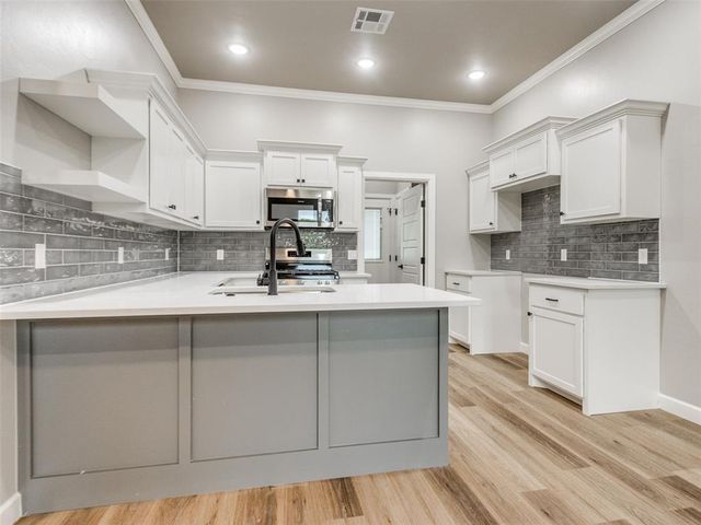 3724 SW SW 27th Place, Oklahoma City, OK 73108