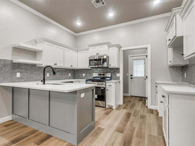 3724 SW SW 27th Place, Oklahoma City, OK 73108
