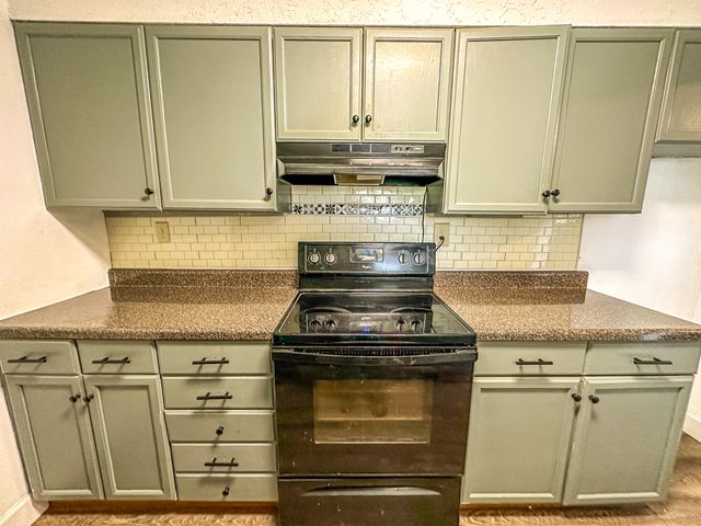 391 Line Creek Road, Lily, KY 40740