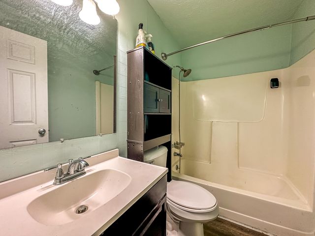 391 Line Creek Road, Lily, KY 40740