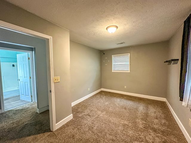 391 Line Creek Road, Lily, KY 40740